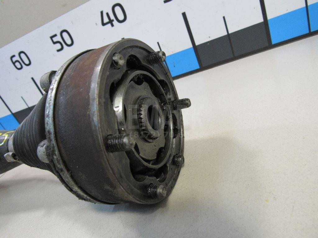 Полуось передняя правая