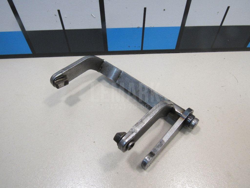 Вилка включения передачи