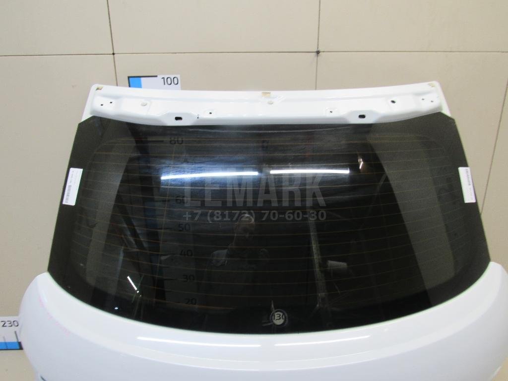 Дверь багажника со стеклом