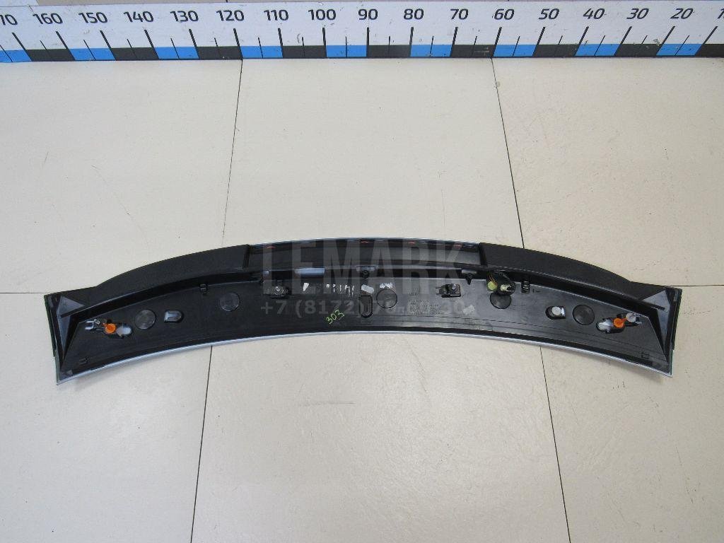 Спойлер (дефлектор) багажника