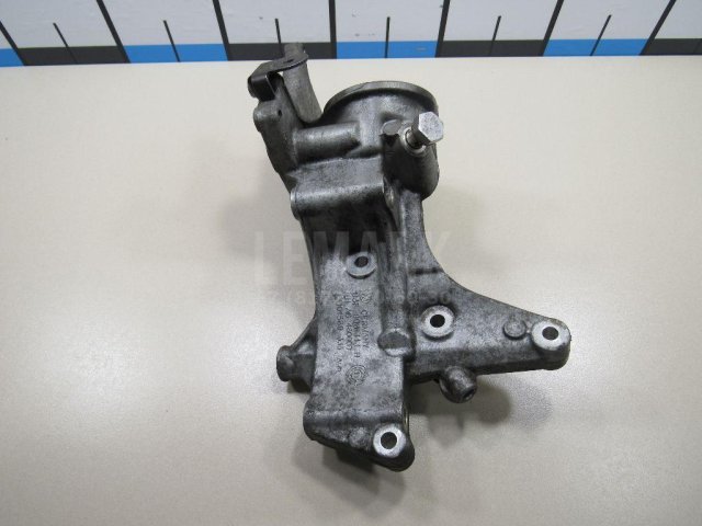 Кронштейн масляного фильтра