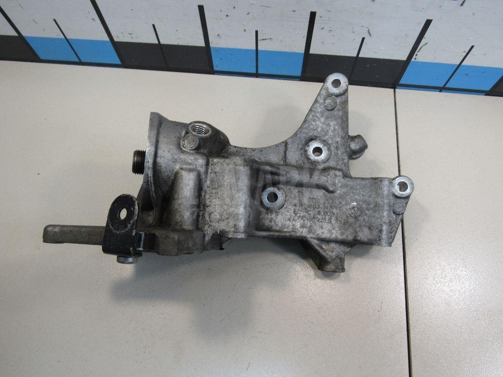 Кронштейн масляного фильтра