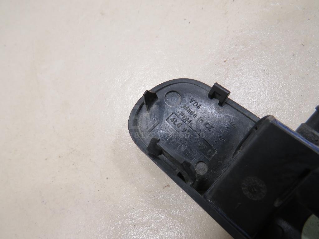 Форсунка омывателя лобового стекла