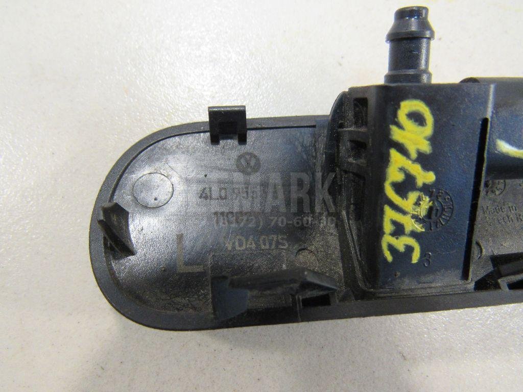 Форсунка омывателя лобового стекла