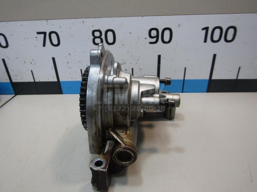 Насос масляный для  Audi A4 [B9] 2015