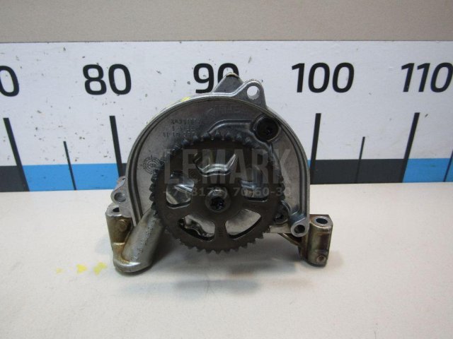 Насос масляный