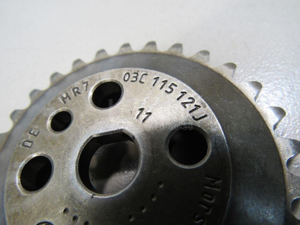 Шестерня привода масляного насоса