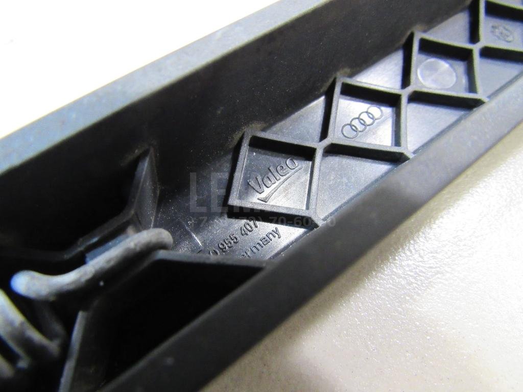 Поводок стеклоочистителя заднего