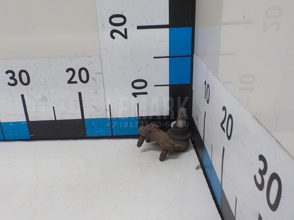 Опора шаровая правая передней подвески
