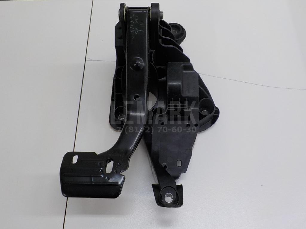 Педаль тормоза