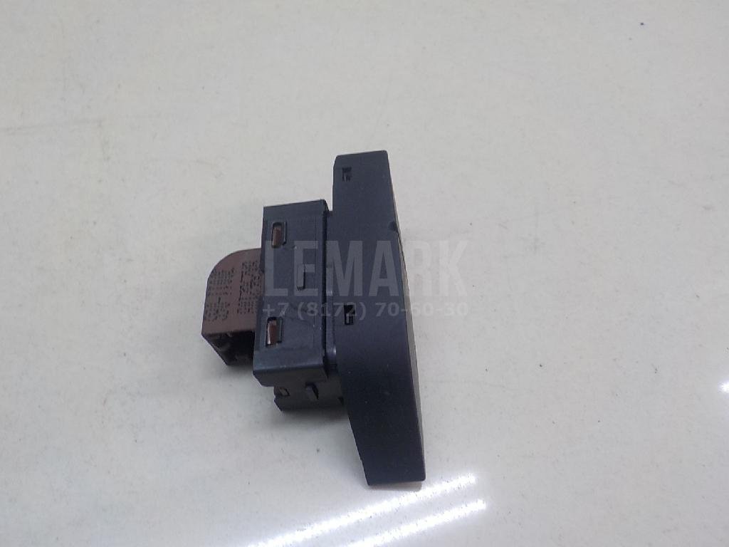 Кнопка центрального замка