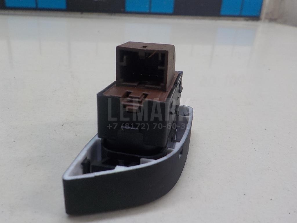 Кнопка центрального замка