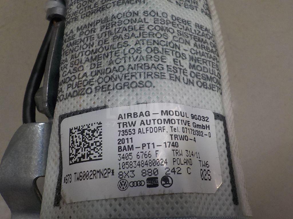 Подушка безопасности боковая (в сиденье)