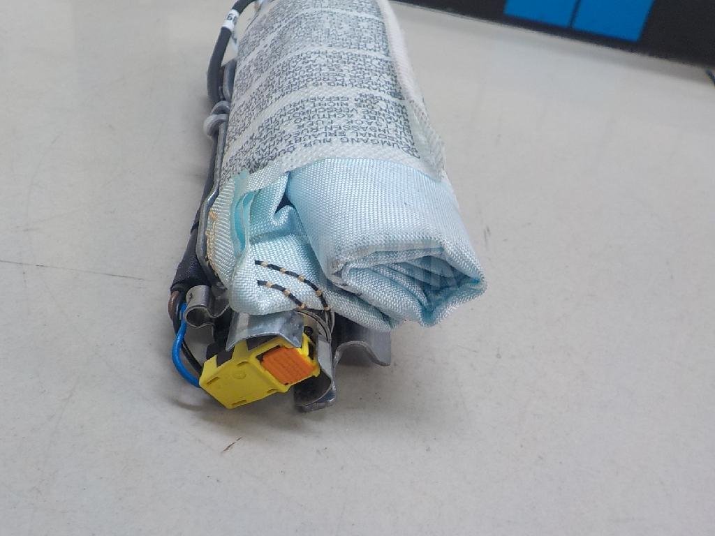 Подушка безопасности боковая (в сиденье)