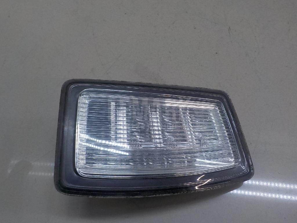 Фонарь задний внутренний правый