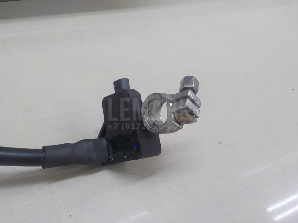 Клемма аккумулятора минус