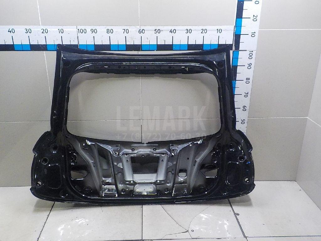 Дверь багажника