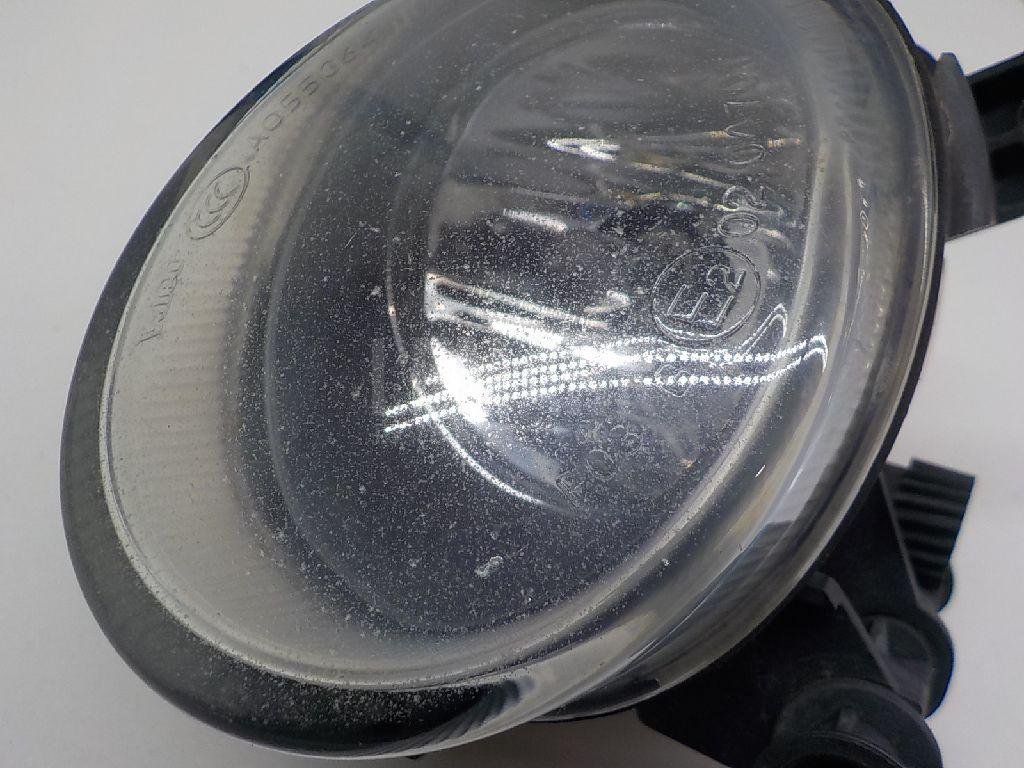 Фара противотуманная левая