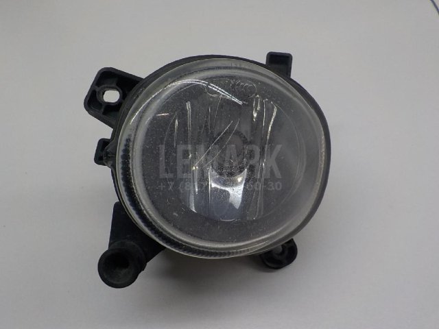 Фара противотуманная левая