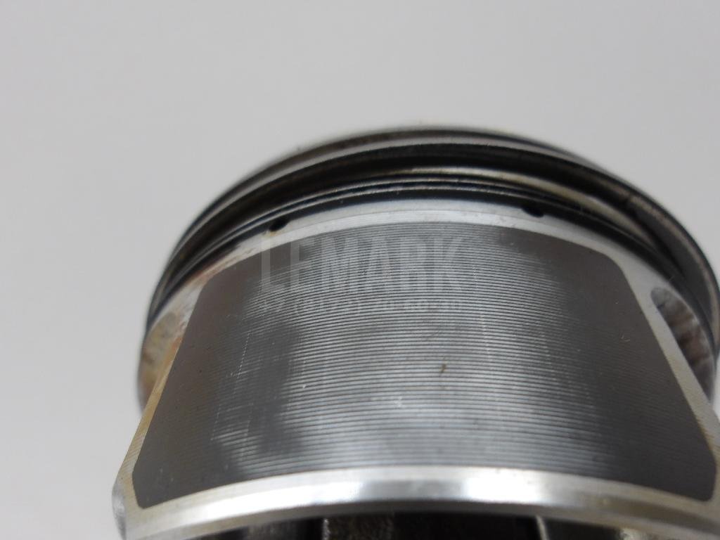 Поршень с шатуном для  Audi A4 [B6] 2000-2004