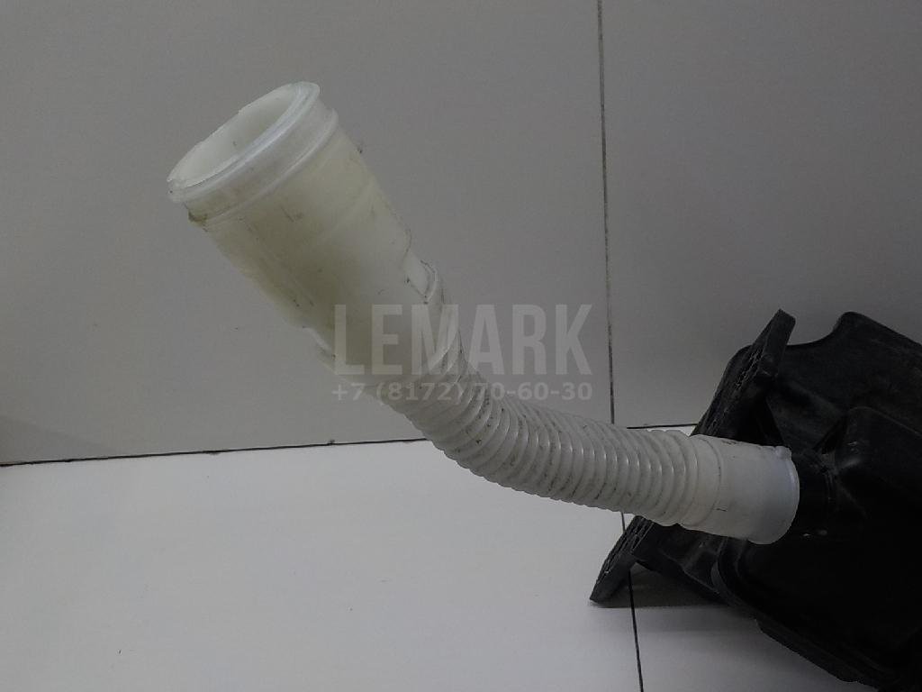 Бачок омывателя лобового стекла