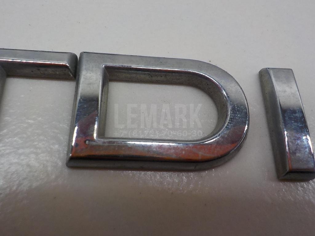 Эмблема на крышку багажника