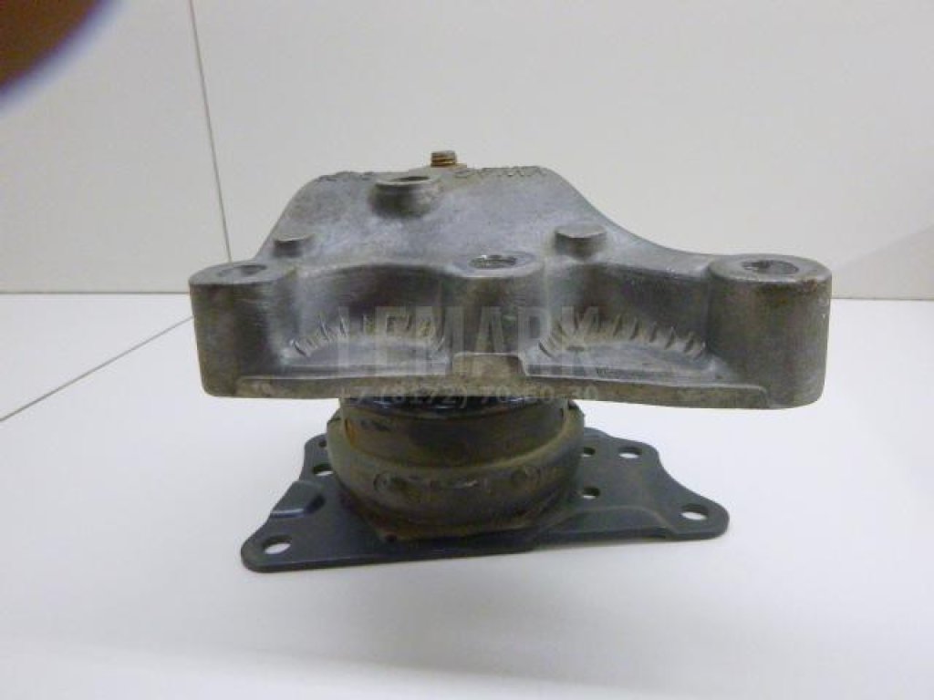 Опора двигателя правая