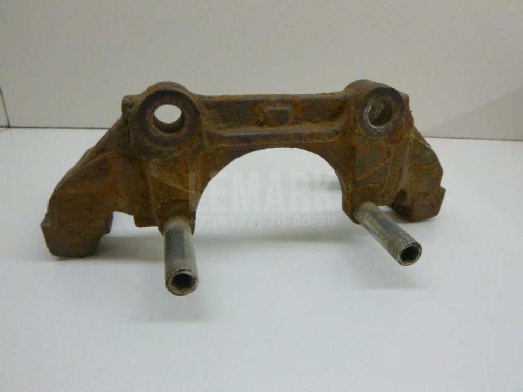 Скоба суппорта переднего