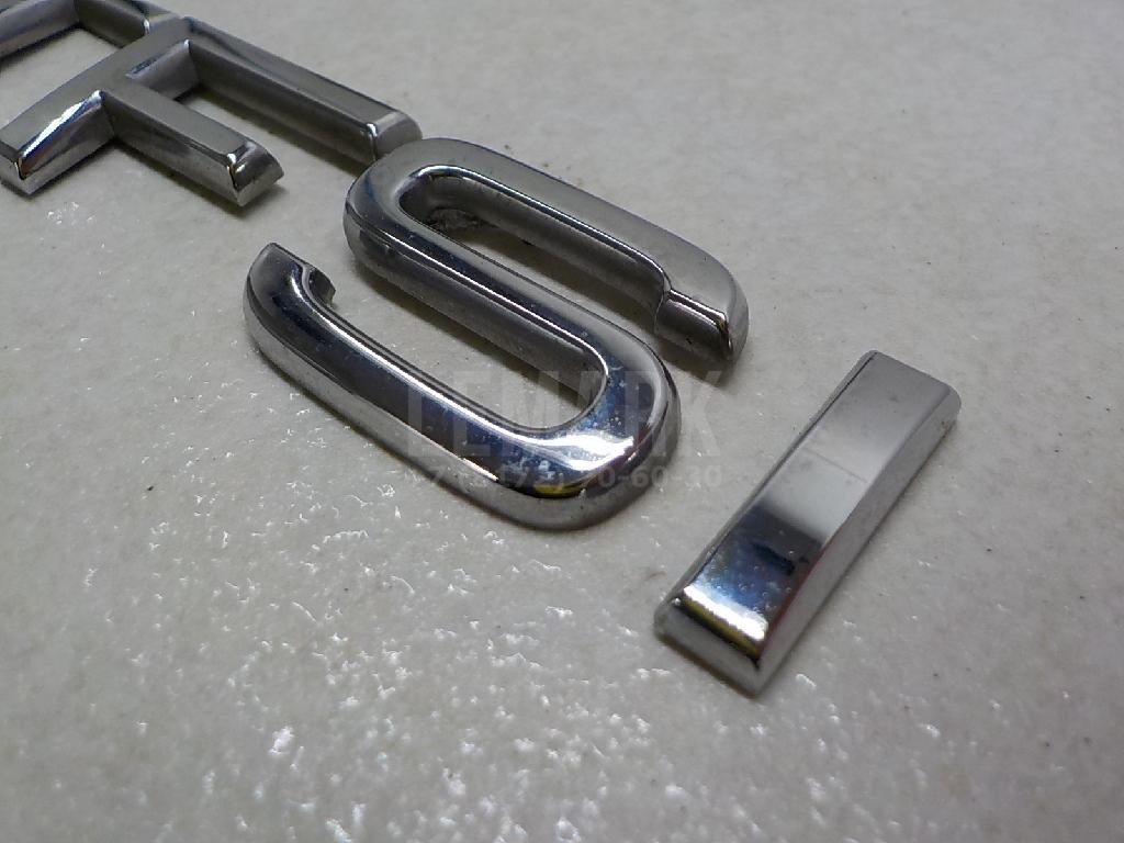 Эмблема на крышку багажника