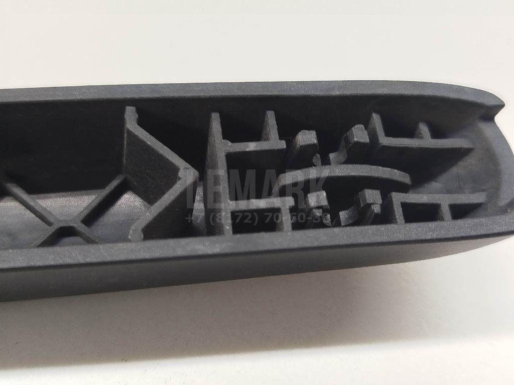 Поводок стеклоочистителя заднего