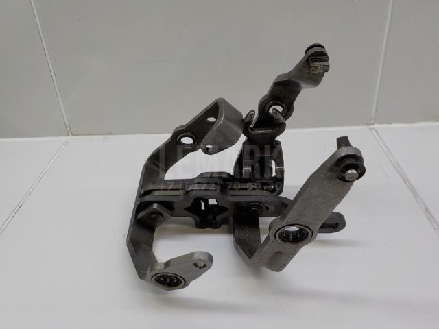 Вилка включения передачи