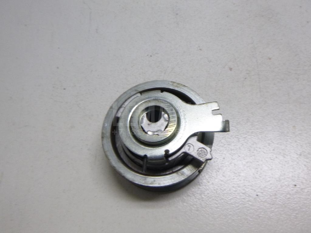 Ролик-натяжитель ремня ГРМ