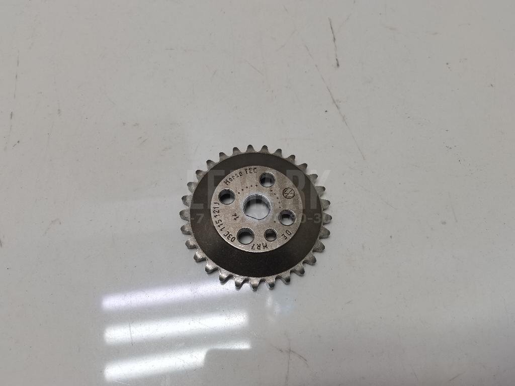 Шестерня привода масляного насоса