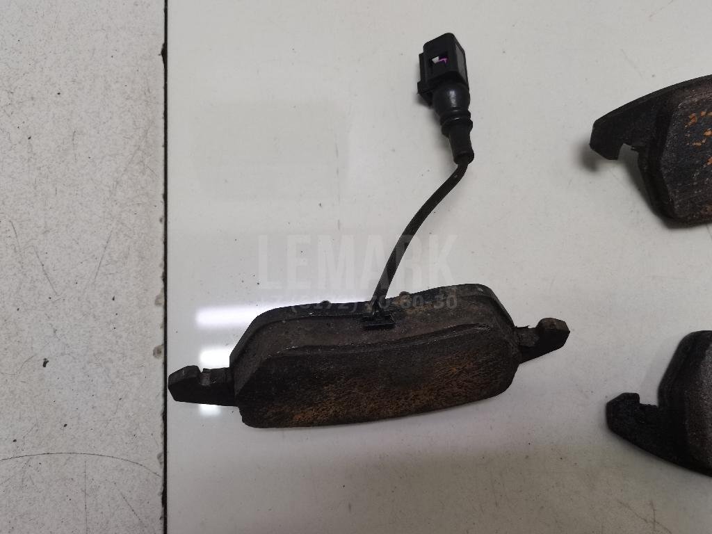 Колодки тормозные передние к-кт