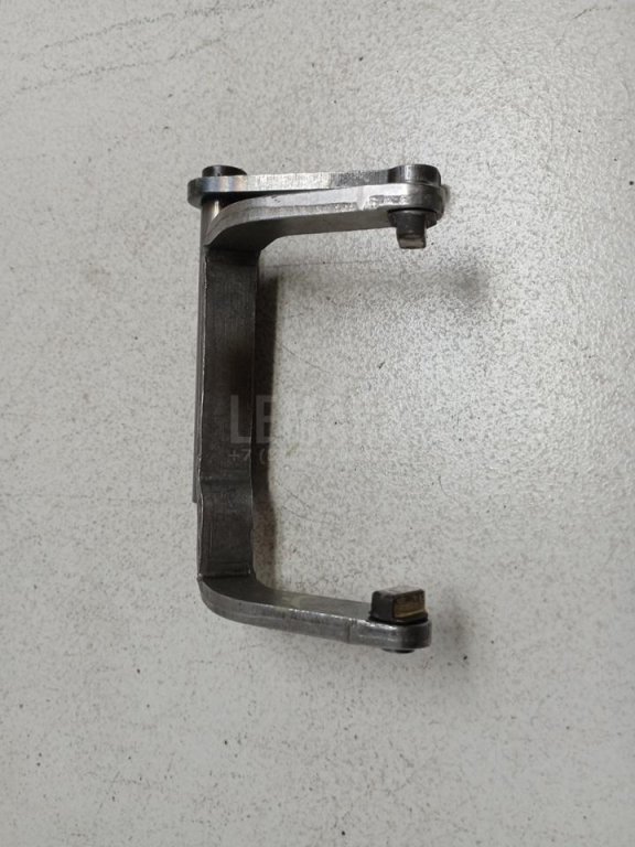 Вилка включения передачи