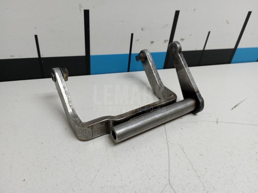 Вилка включения передачи