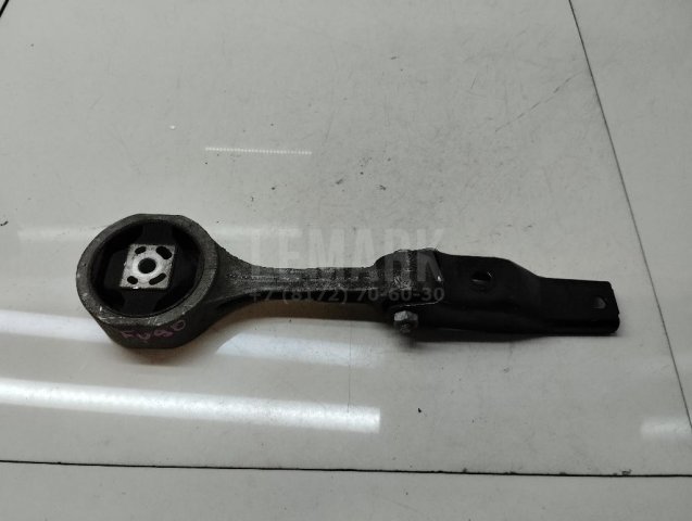 Опора двигателя задняя