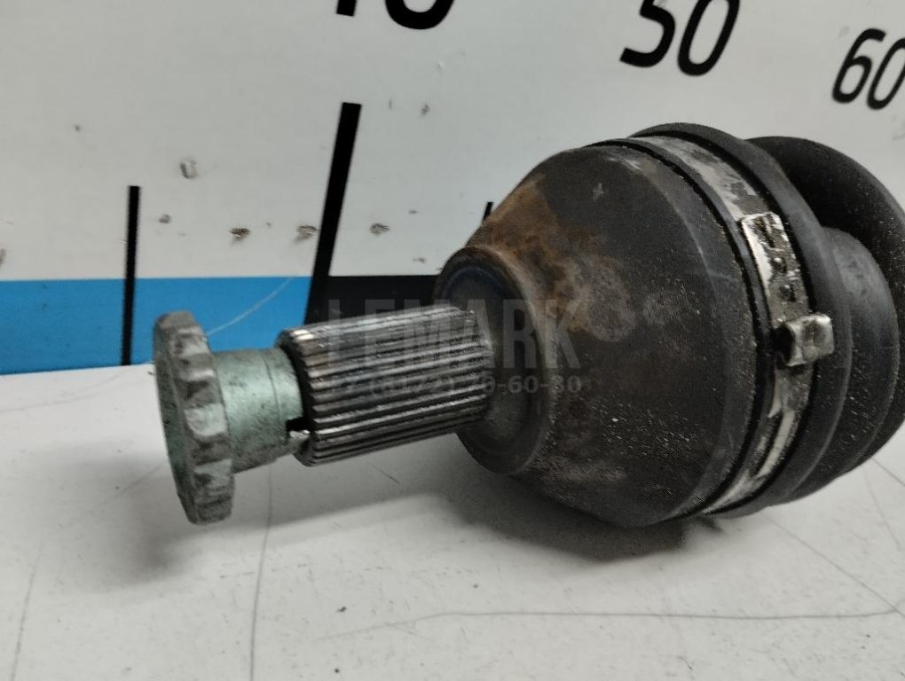 Полуось передняя правая