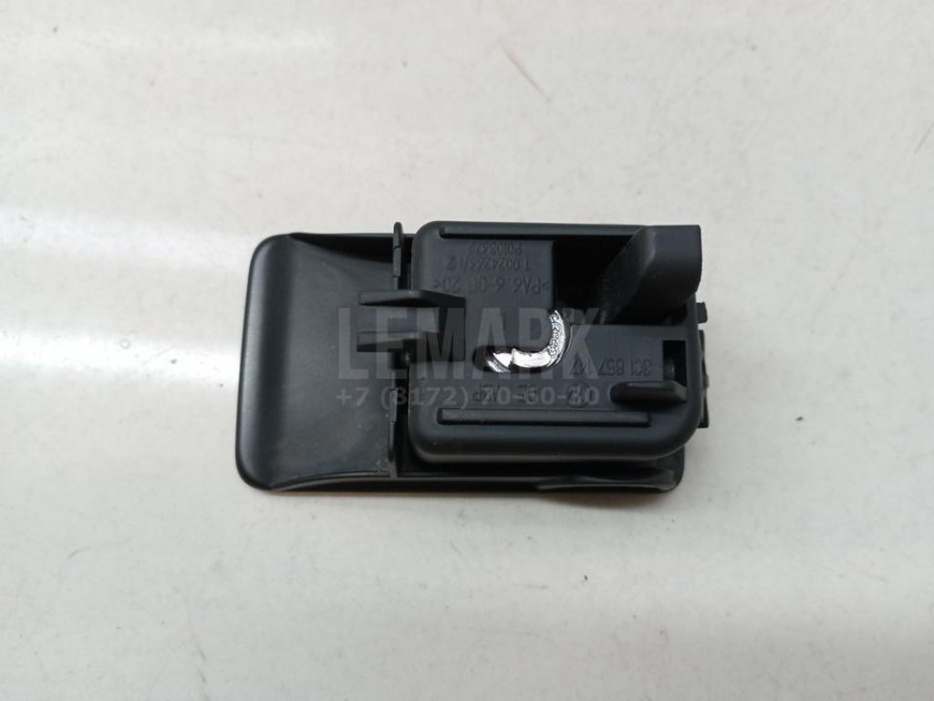 Вставка замка бардачка