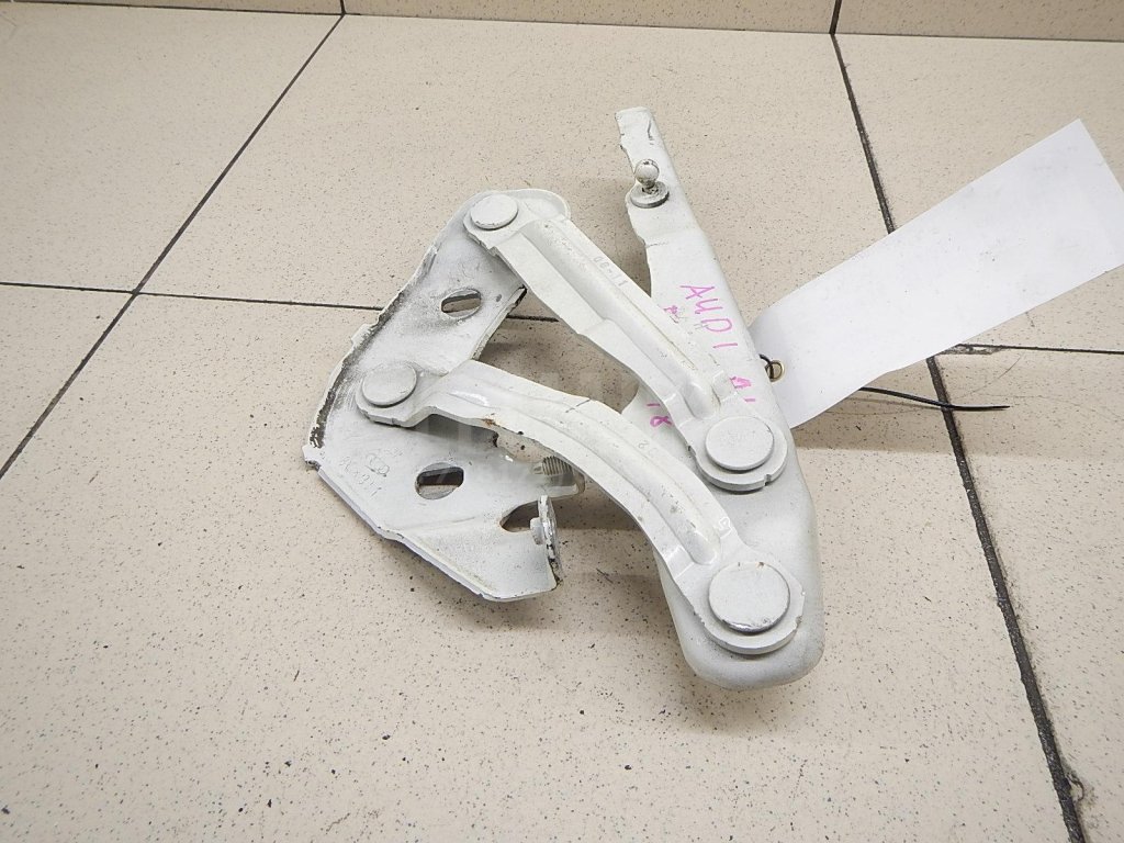 Петля капота левая