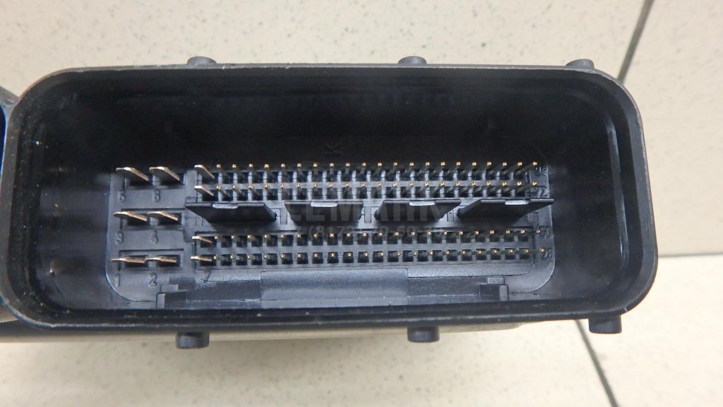 Блок управления двигателем