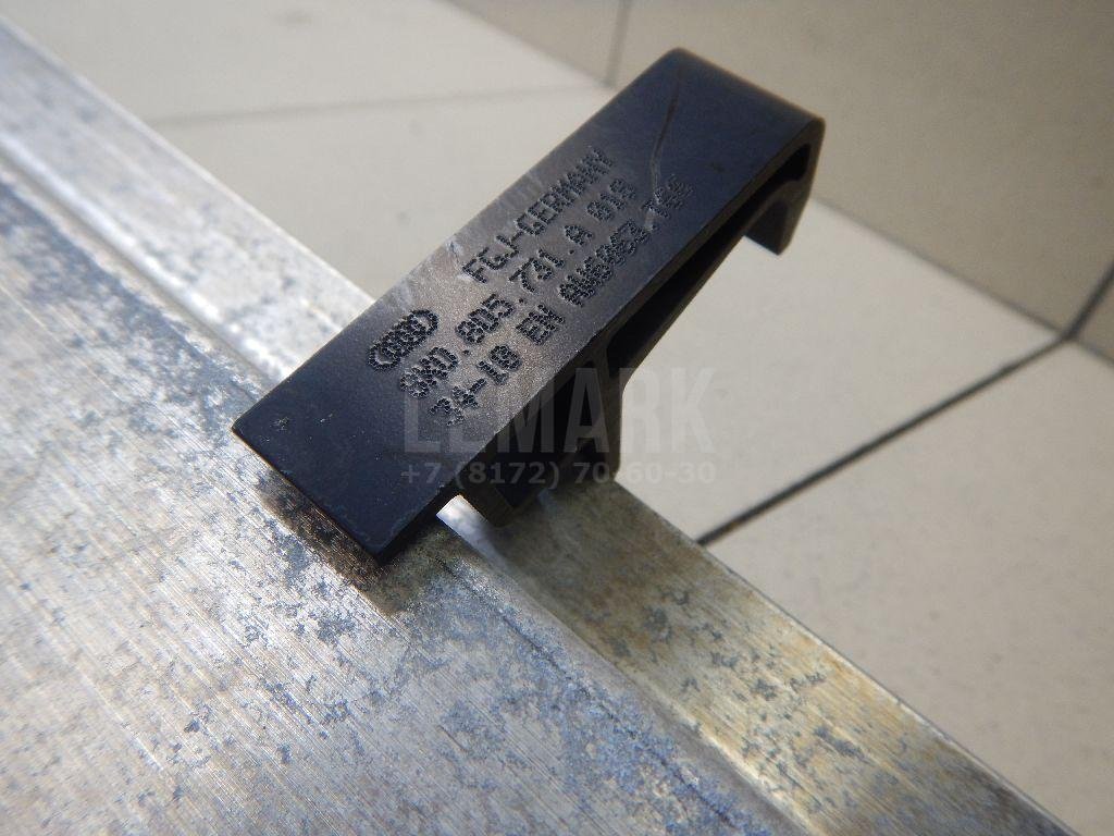 Усилитель переднего бампера