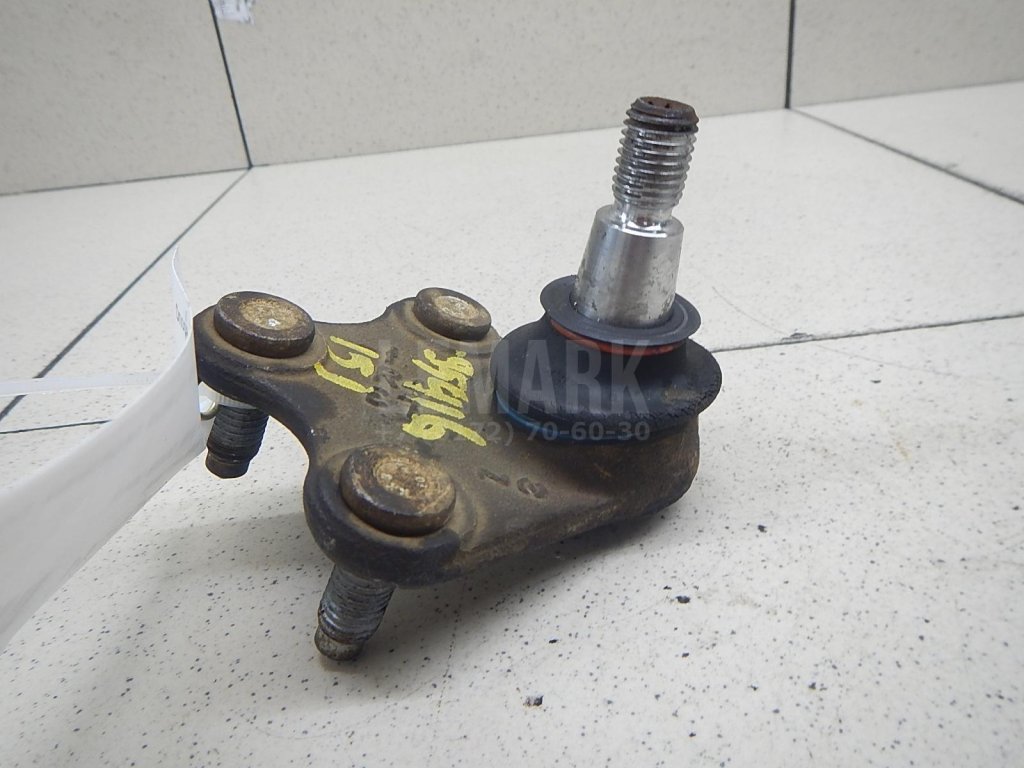 Опора шаровая правая передней подвески