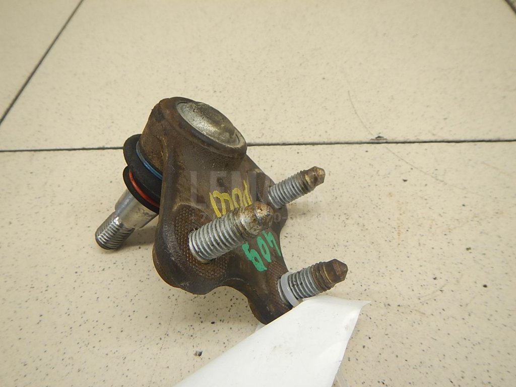 Опора шаровая правая передней подвески