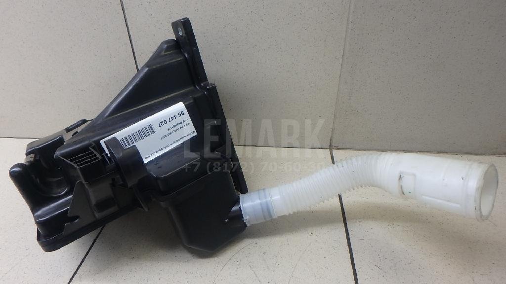 Бачок омывателя лобового стекла