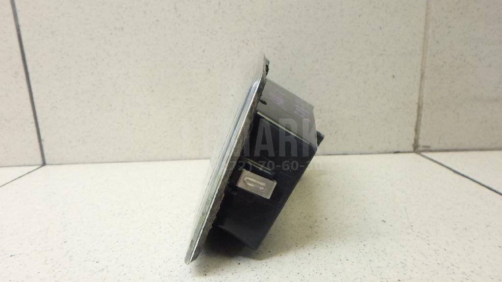 Фонарь задний внутренний правый