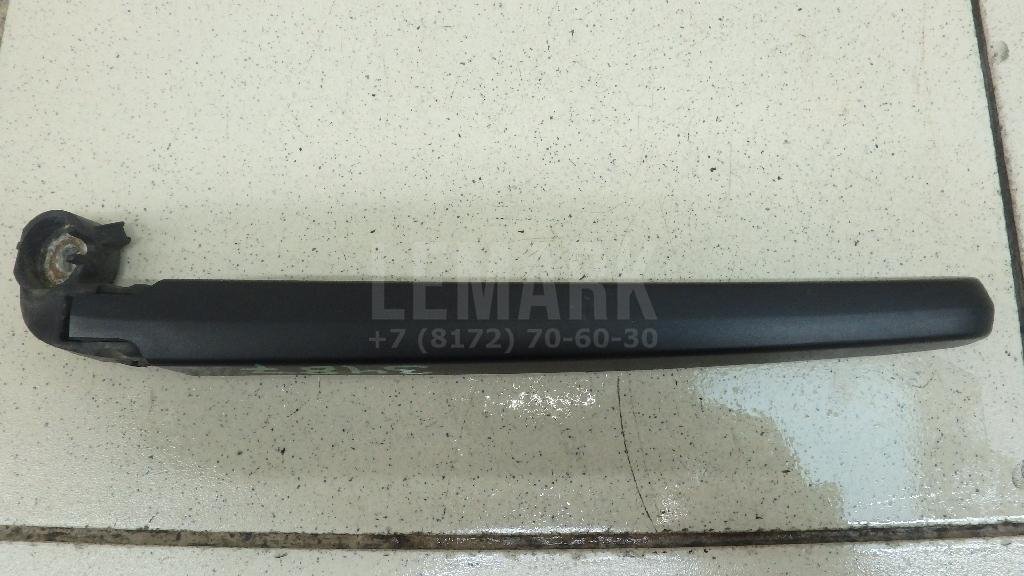 Поводок стеклоочистителя заднего