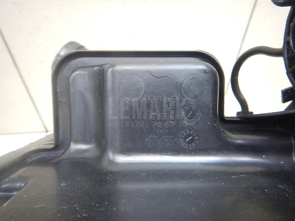 Бачок омывателя лобового стекла