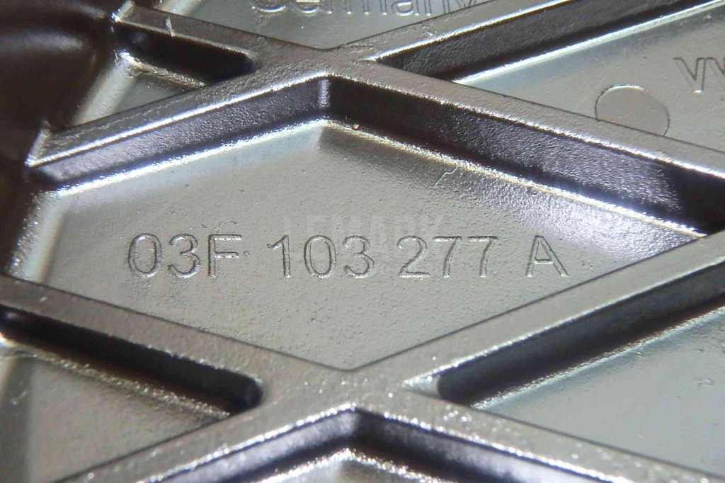 Крышка распредвала