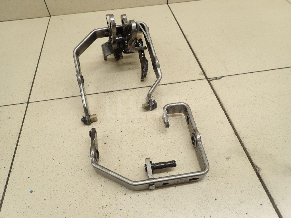 Вилка включения передачи